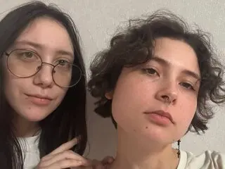 Livesex show DoreenAndBecki