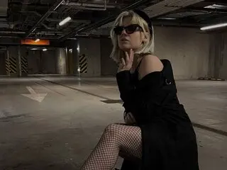 Shows jasmine KiraMyeers